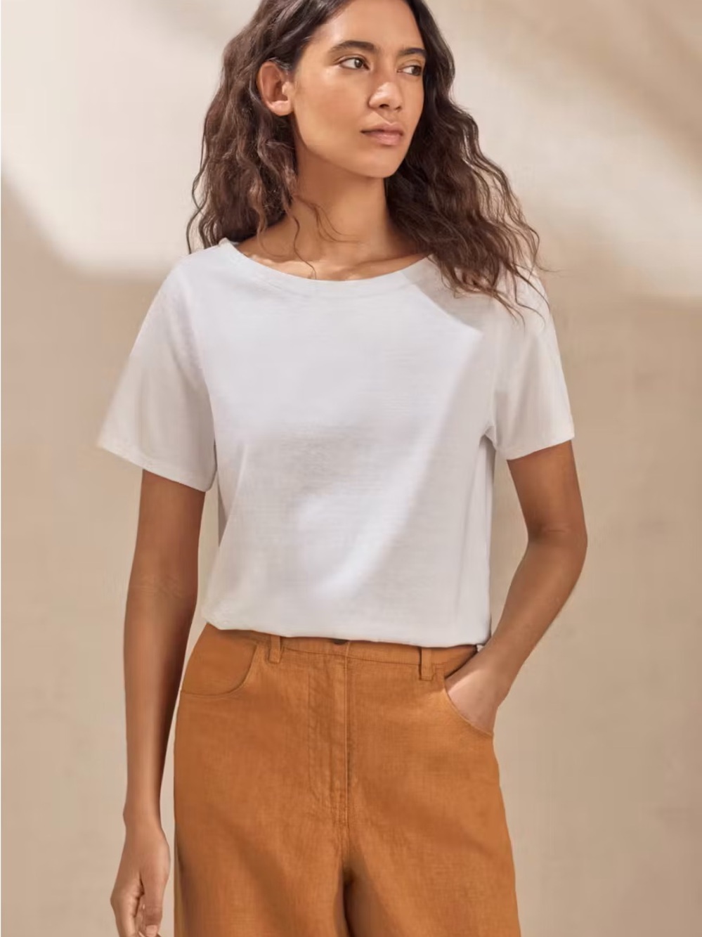 POETRY HEMP & ORGANIC COTTON T-SHIRT IN WHITE